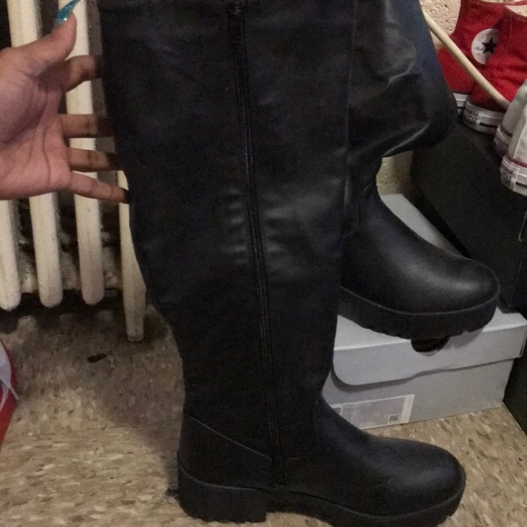 Shoes - Picture 1 of 1